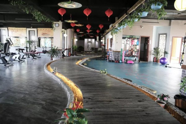 重庆泡桑拿，感受山城热辣风情！